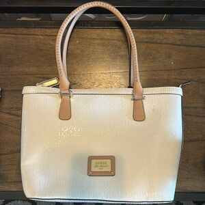 Guess Purse *NEW* never used